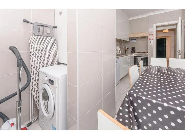 Houze_4 Room Apartment In Central Lisbon Near Zoo